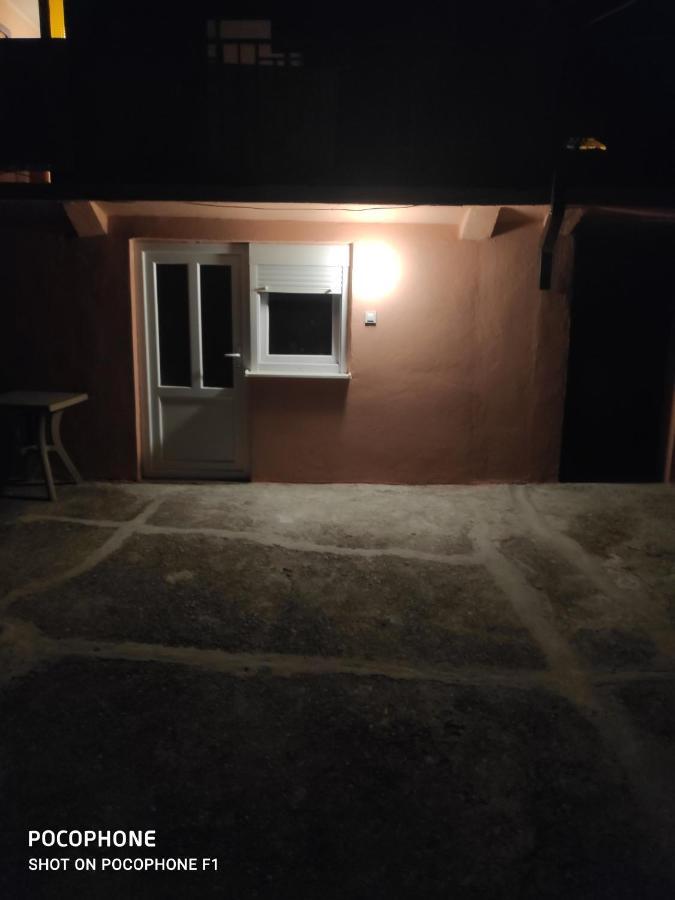 Apartman Pavle 2 Virpazar Eksteriør bilde